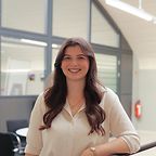 Kontaktbild unserer Mitarbeiterin Anna Hornung